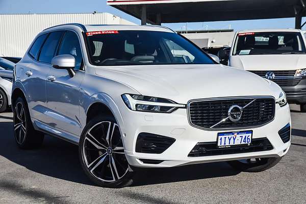 2018 Volvo XC60 T8 R-Design