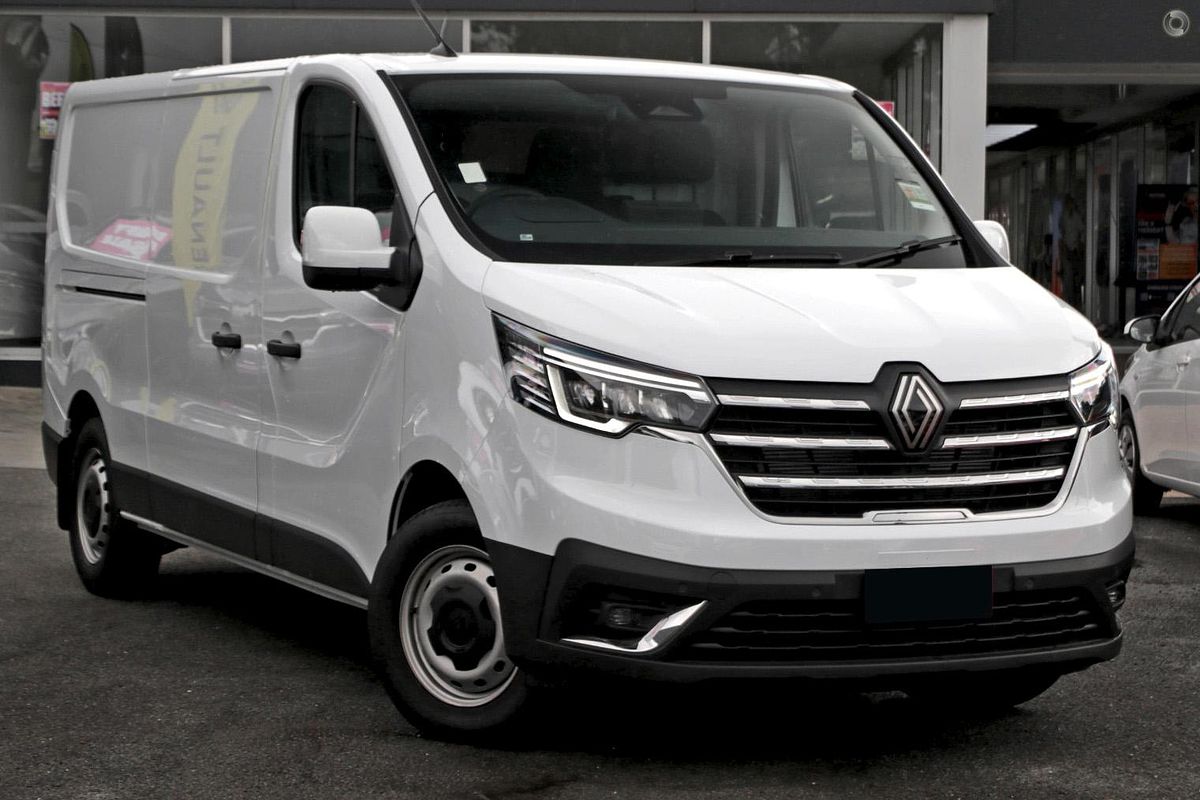 2025 Renault Trafic Pro X82 SWB Low Roof