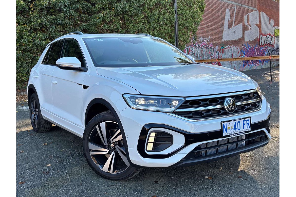 2026 Volkswagen T-Roc 140TSI R-Line D11