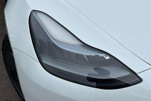 2023 Tesla Model 3 Rear-Wheel Drive thumb-11