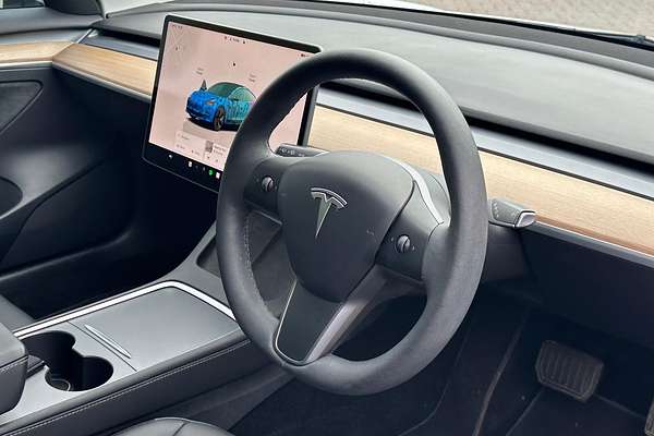 2023 Tesla Model 3 Rear-Wheel Drive thumb-12