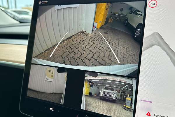 2023 Tesla Model 3 Rear-Wheel Drive thumb-23