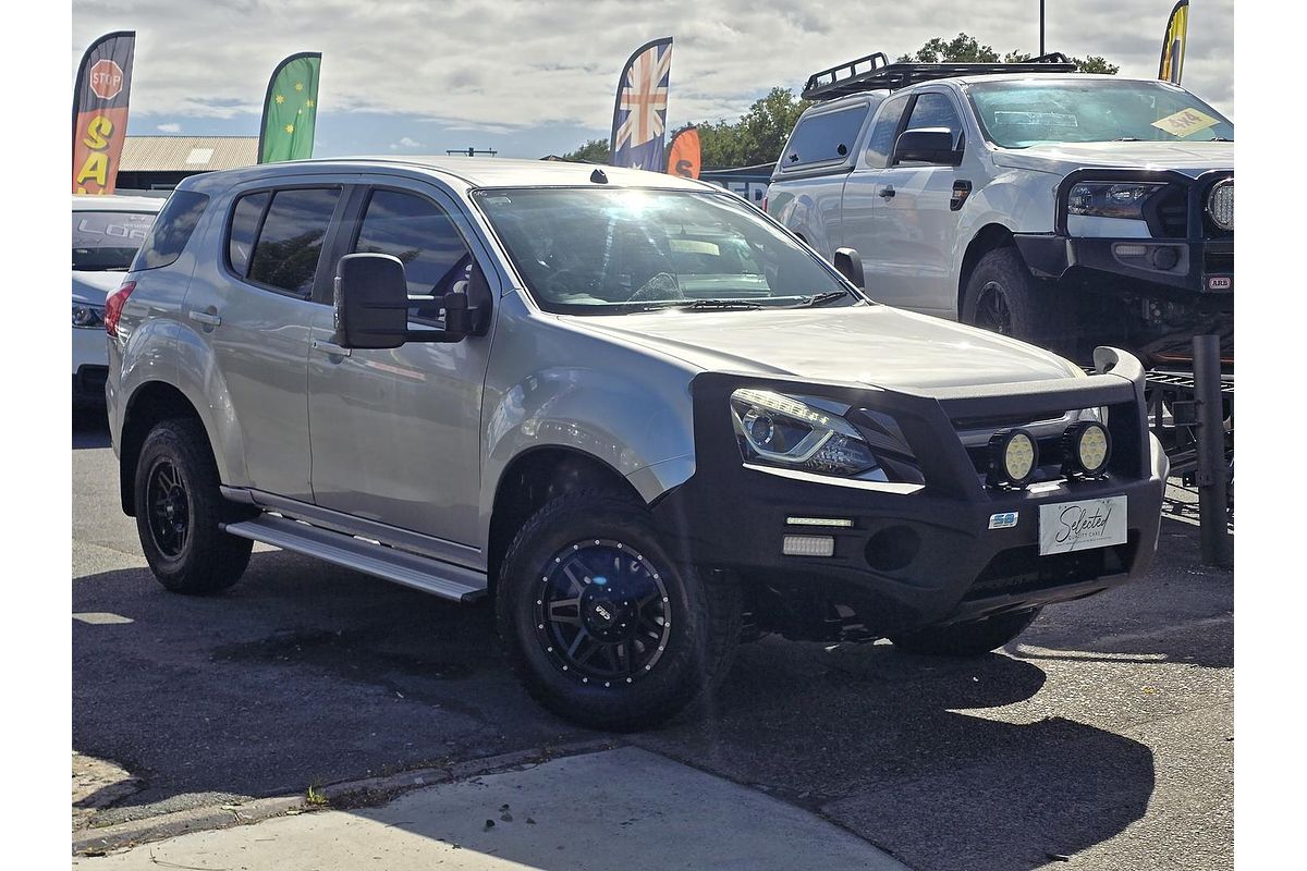 2020 Isuzu MU-X LS-M