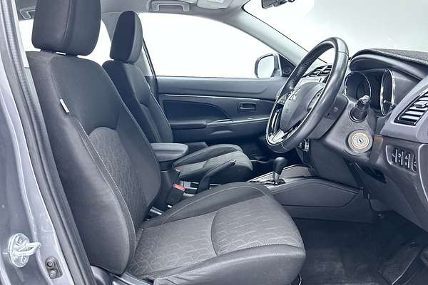 2020 Mitsubishi ASX ES ADAS XD thumb-12