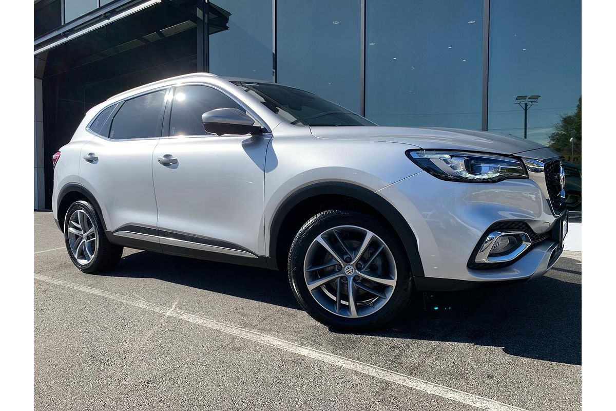 2023 MG HS Essence SAS23