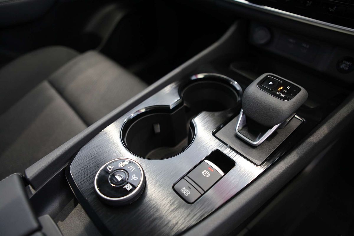 2026 Nissan X-TRAIL ST T33