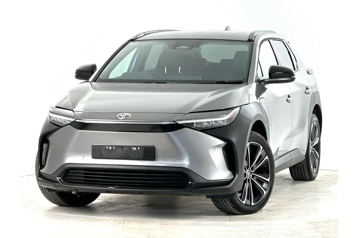 2025 Toyota bZ4X XEAM10R