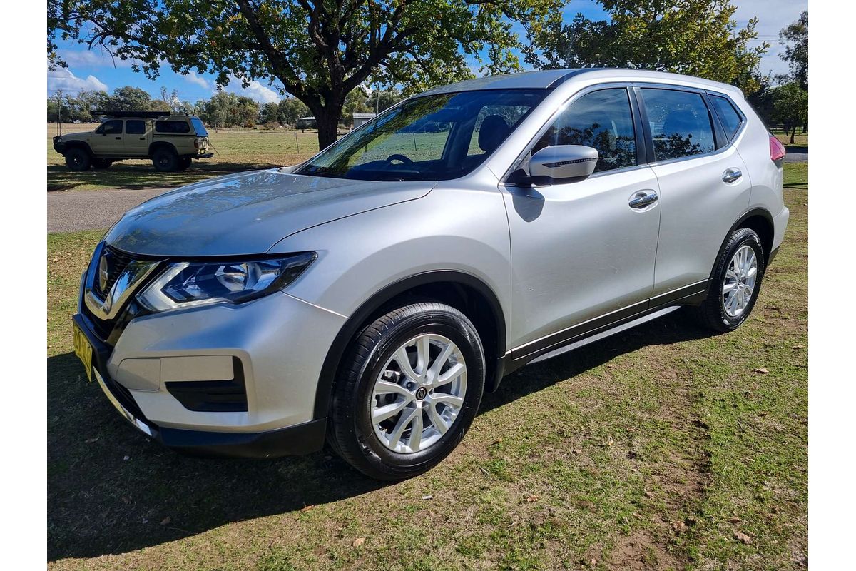 2022 Nissan X-TRAIL ST T33