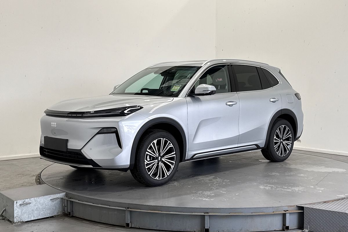2026 Geely Starray EM-i Inspire P145