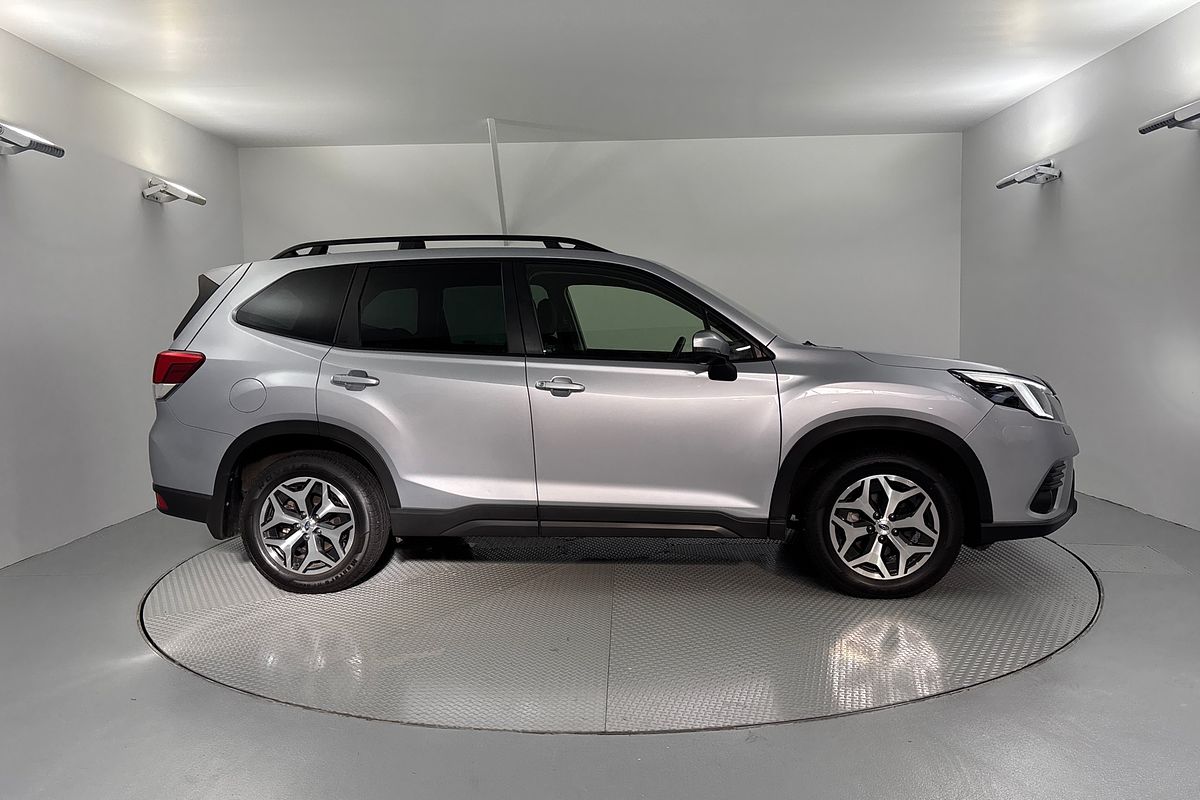 2023 Subaru Forester 2.5i S5