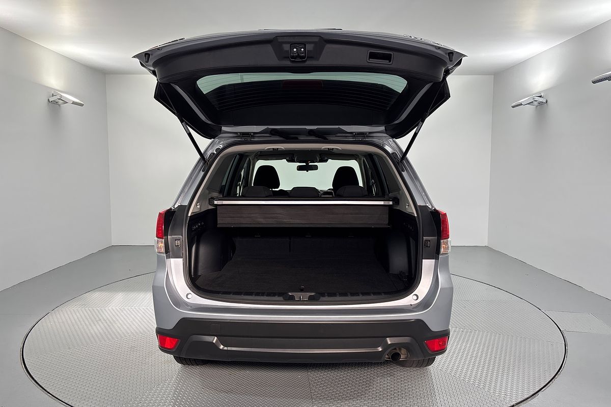 2023 Subaru Forester 2.5i S5
