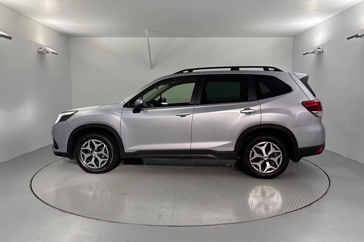 2023 Subaru Forester 2.5i S5