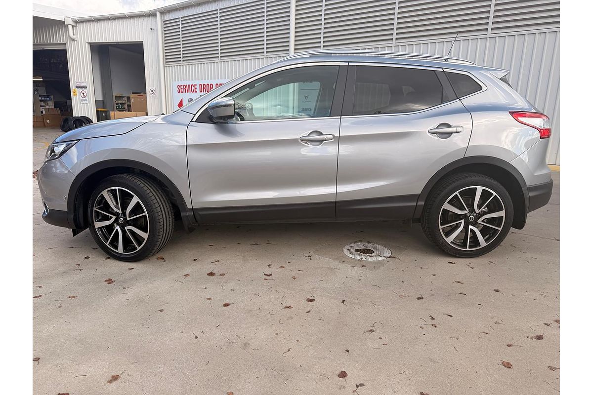 2017 Nissan QASHQAI Ti J11