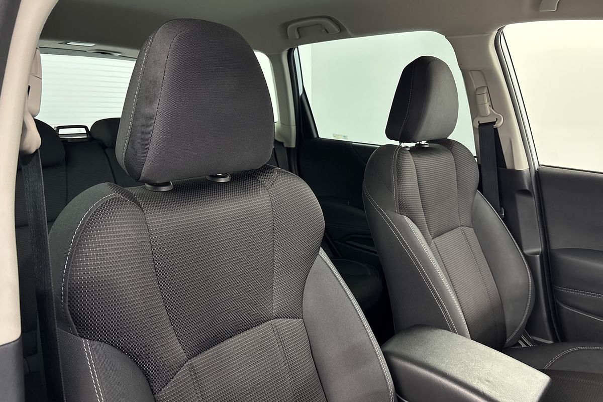 2023 Subaru Forester 2.5i S5