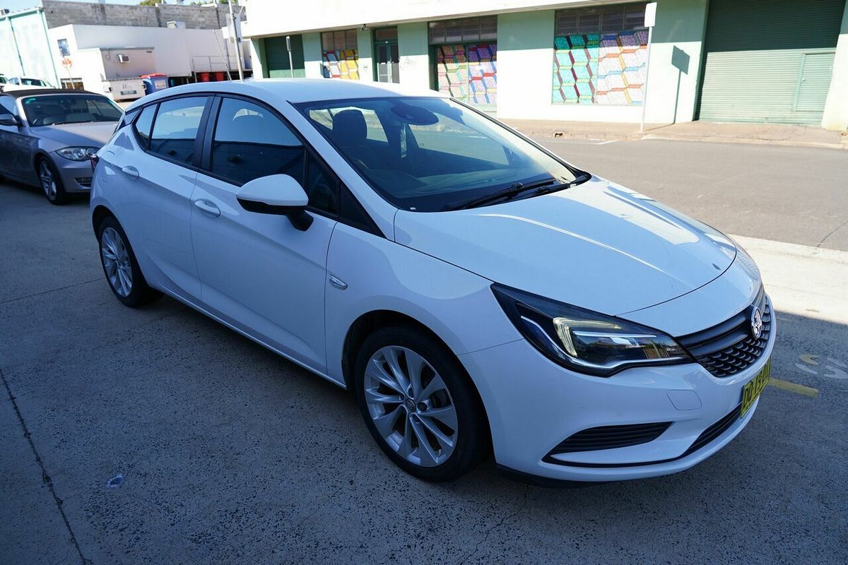 2018 Holden Astra R BK