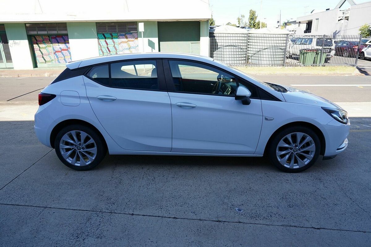 2018 Holden Astra R BK