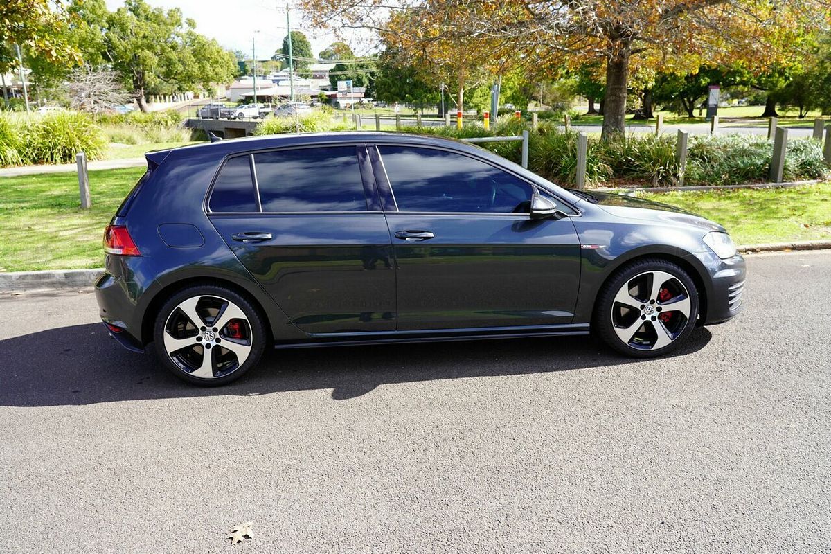 2013 Volkswagen Golf GTI 7