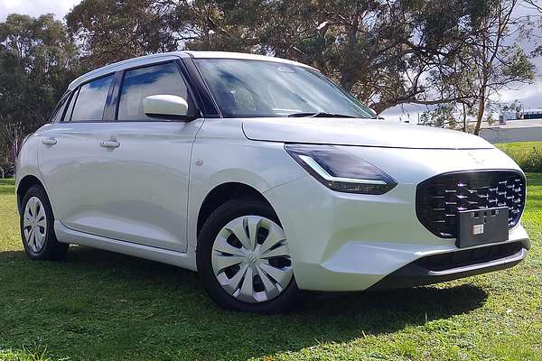 2025 Suzuki Swift Hybrid UZ