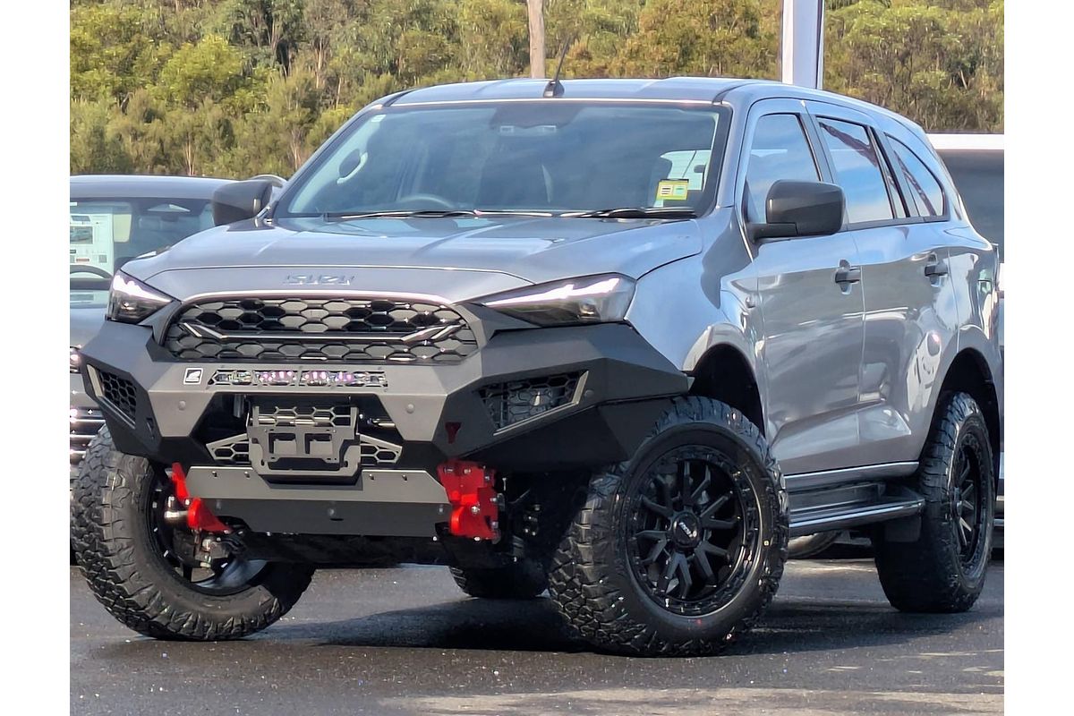 2026 Isuzu MU-X LS-M