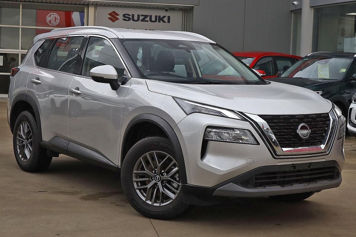 2025 Nissan X-TRAIL ST T33