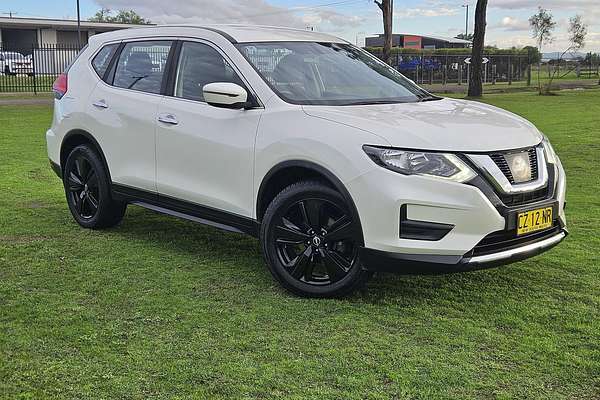 2017 Nissan X-TRAIL ST T32