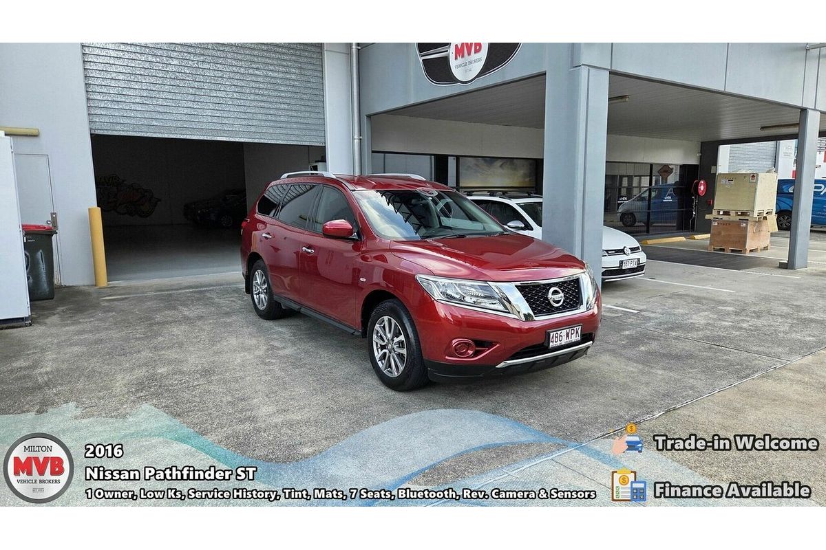 2015 Nissan Pathfinder ST R52