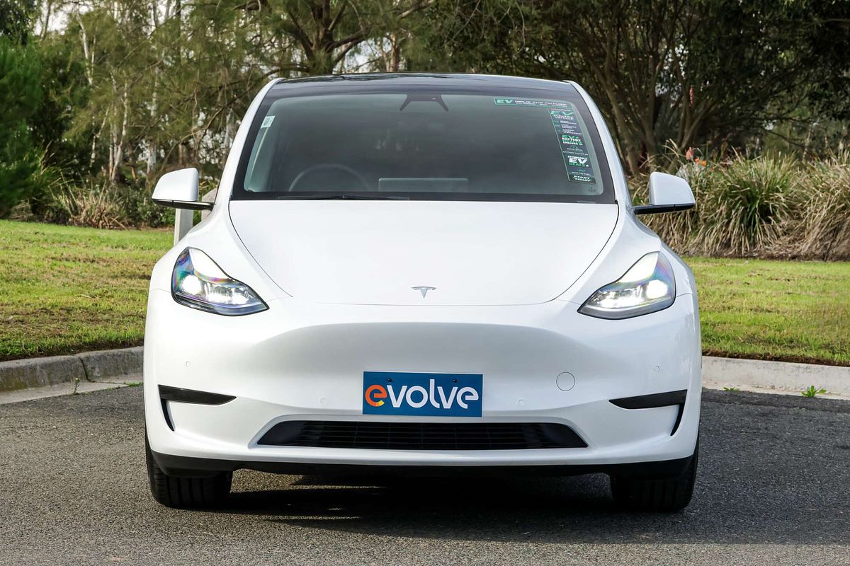 2023 Tesla Model Y Rear-Wheel Drive