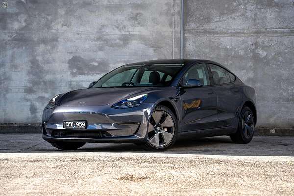 2022 Tesla Model 3 Long Range