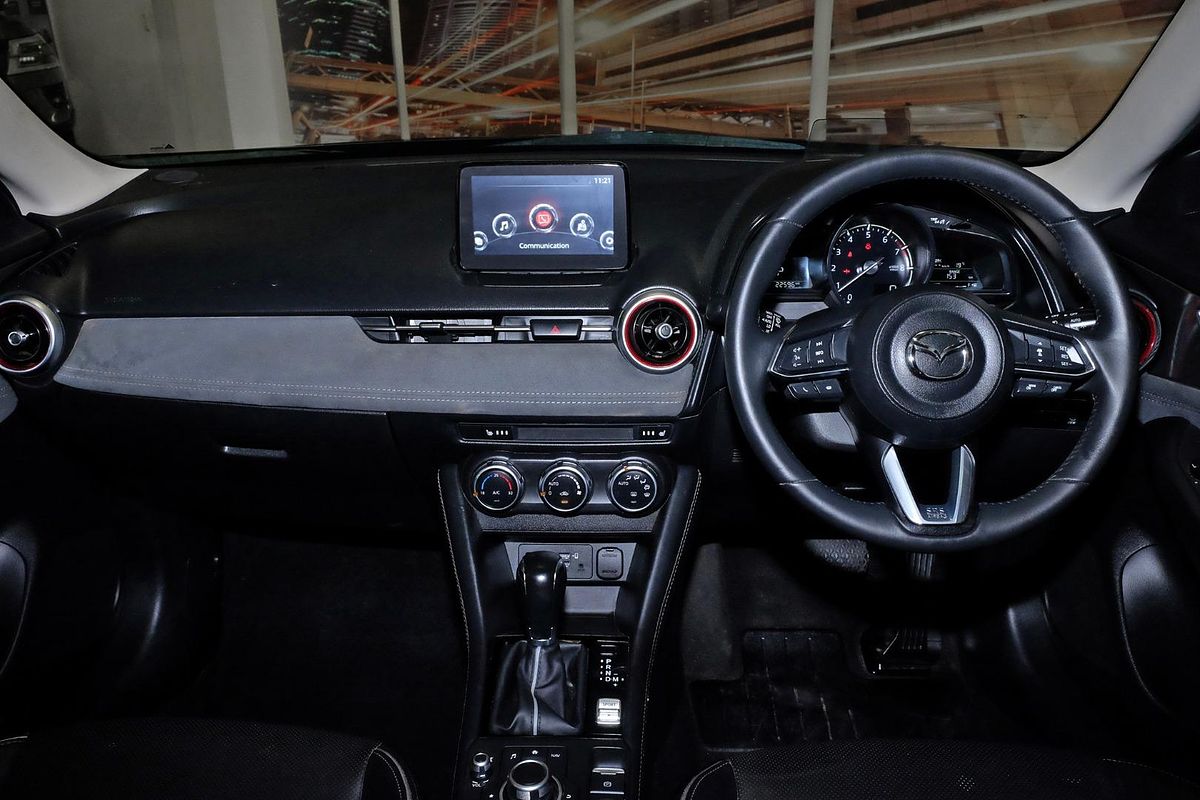 2021 Mazda CX-3 Akari DK image 8