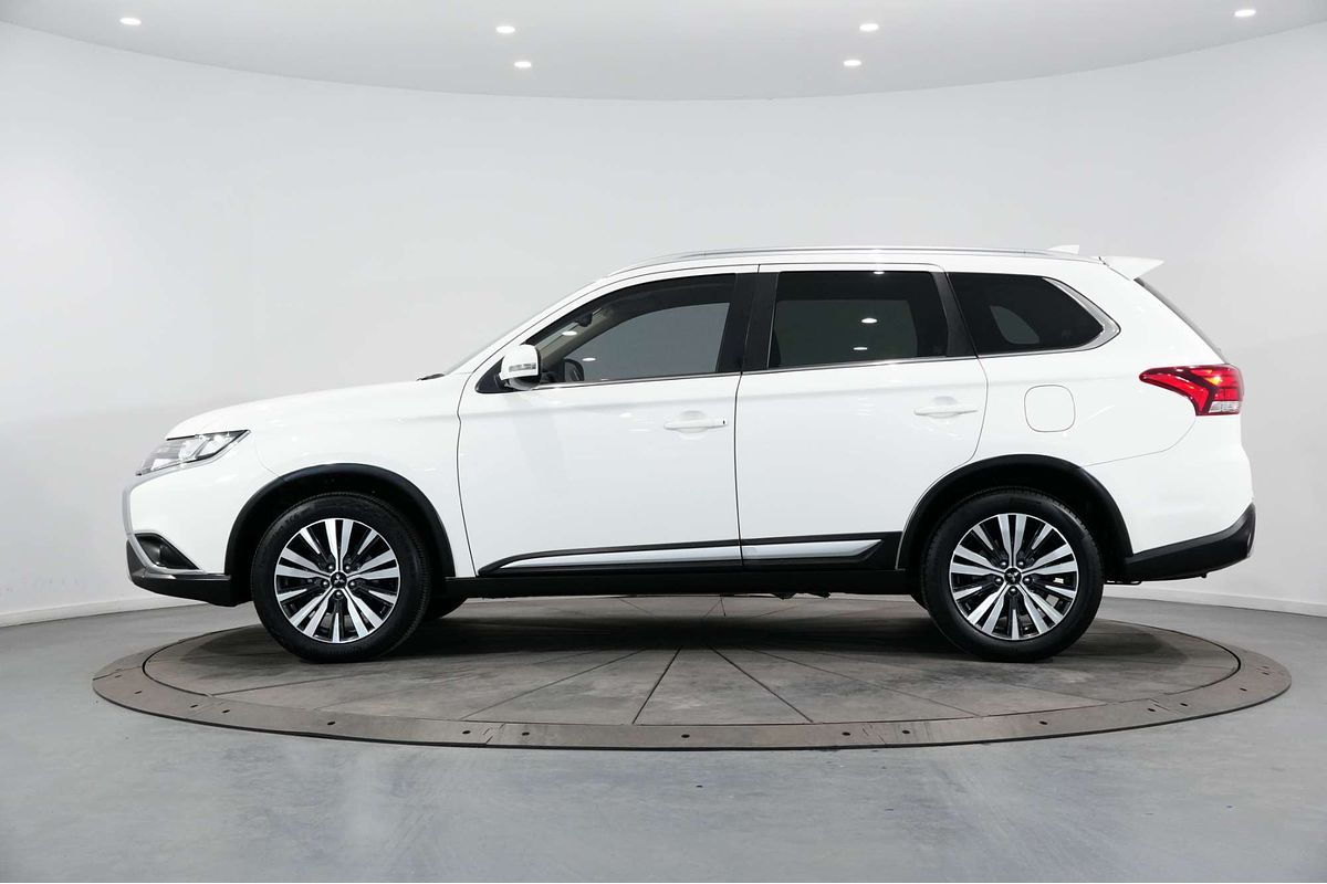 2020 Mitsubishi Outlander LS ZL