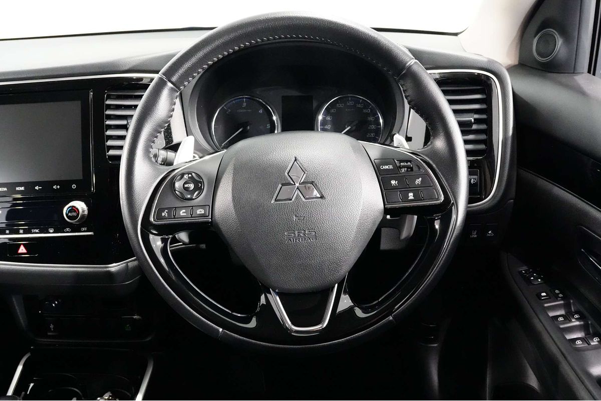 2020 Mitsubishi Outlander LS ZL