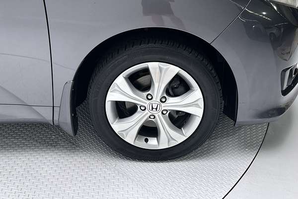 2017 Honda Odyssey VTi 5th Gen thumb-9