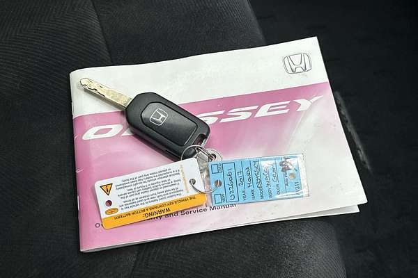 2017 Honda Odyssey VTi 5th Gen thumb-22