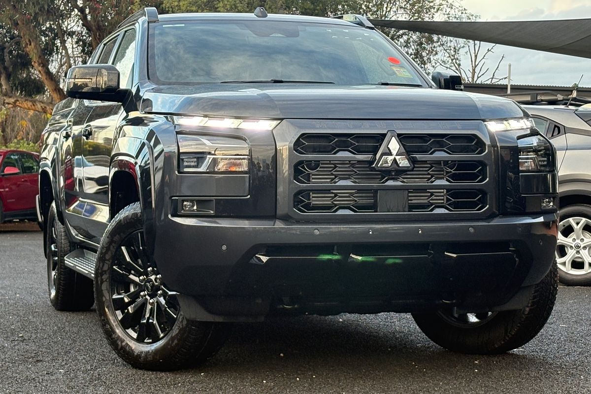 2026 Mitsubishi Triton GSR MV 4X4
