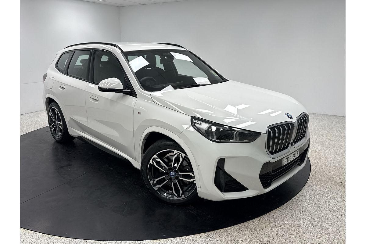 2023 BMW iX1 xDrive30 M Sport U11