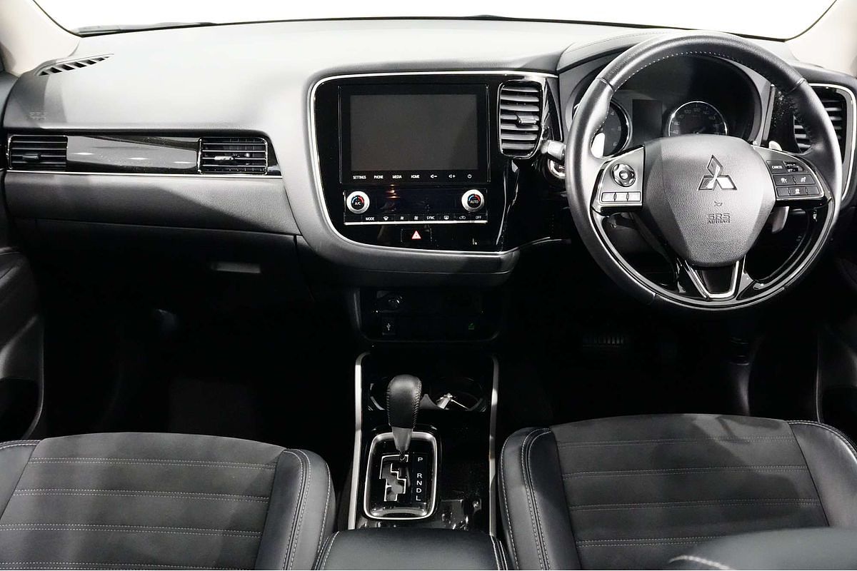 2020 Mitsubishi Outlander LS ZL