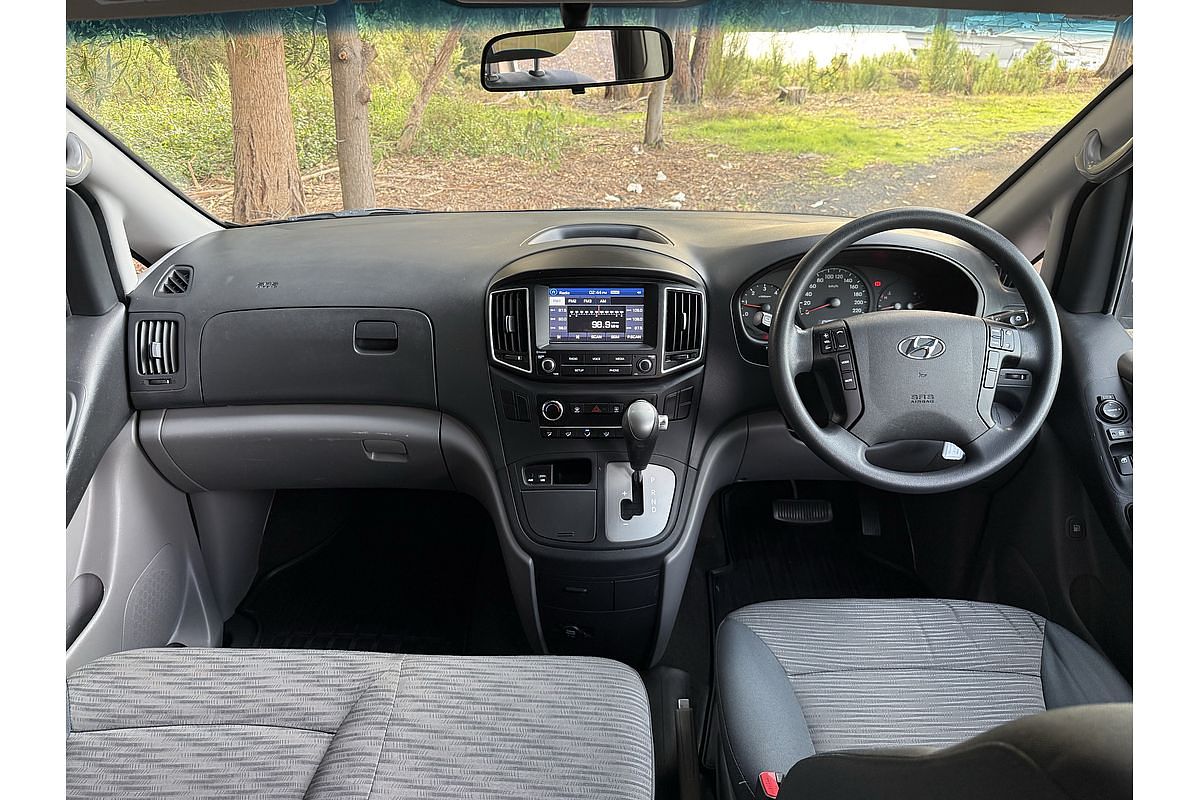 2017 Hyundai iLoad TQ3-V Series II