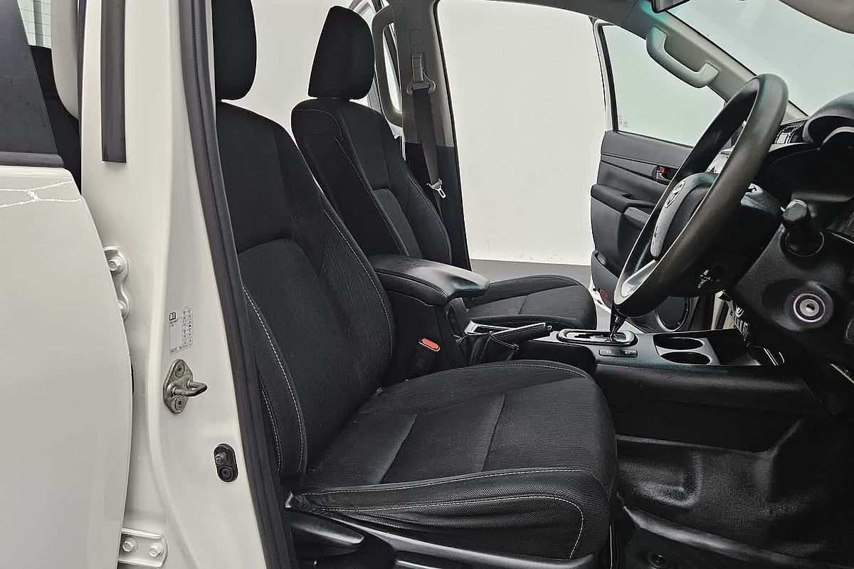 2021 Toyota Hilux SR GUN126R 4X4