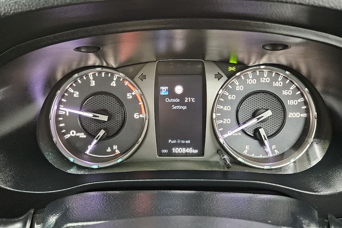 2021 Toyota Hilux SR GUN126R 4X4
