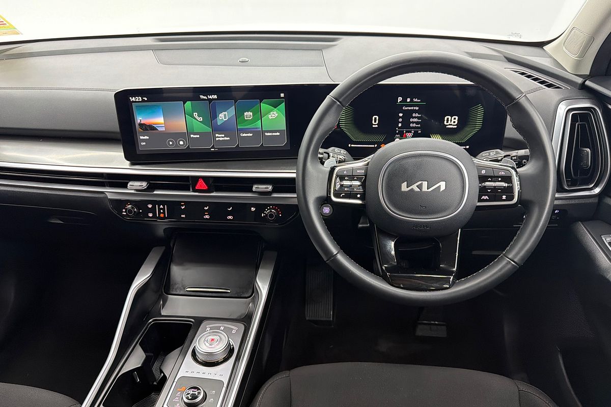 2023 Kia Sorento S MQ4