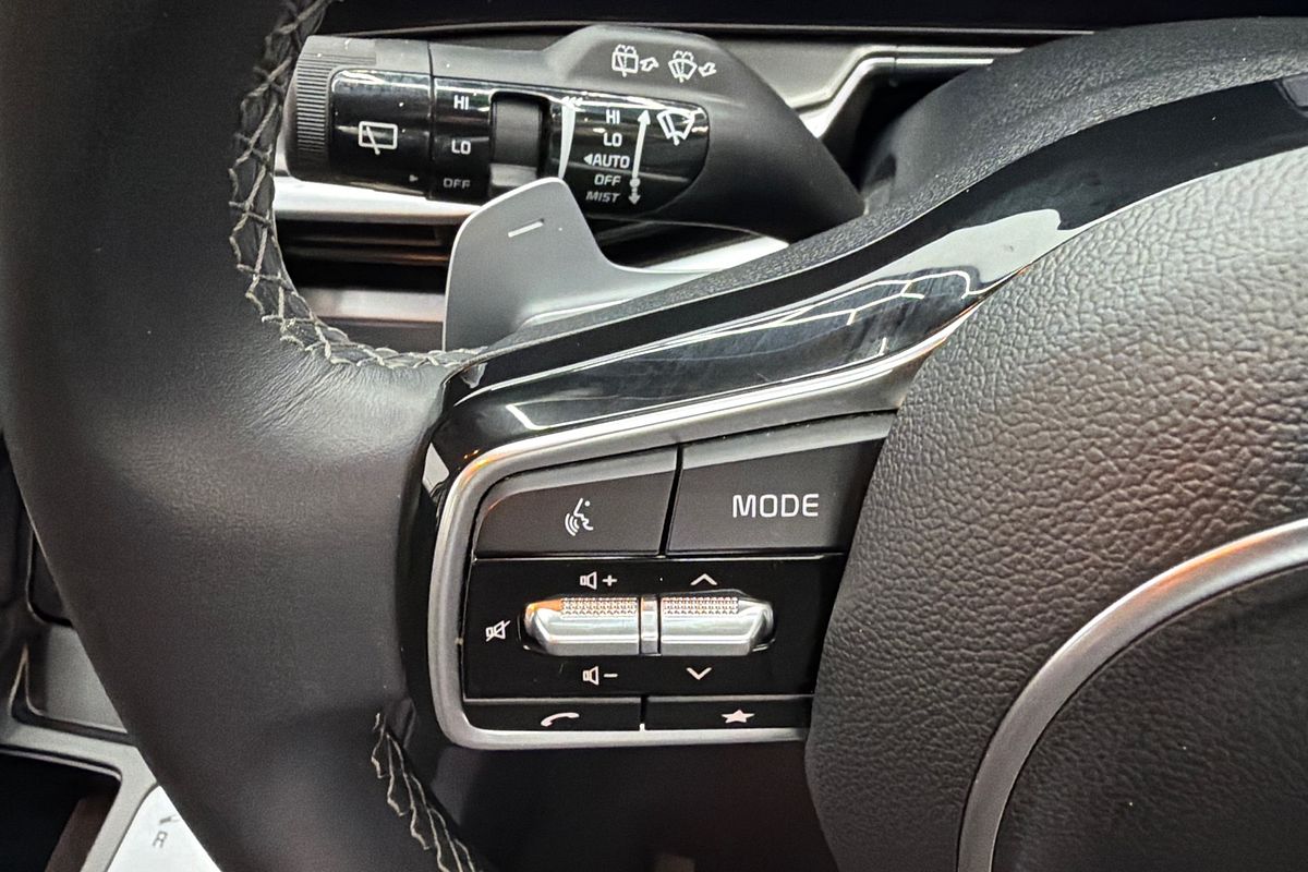 2023 Kia Sorento S MQ4
