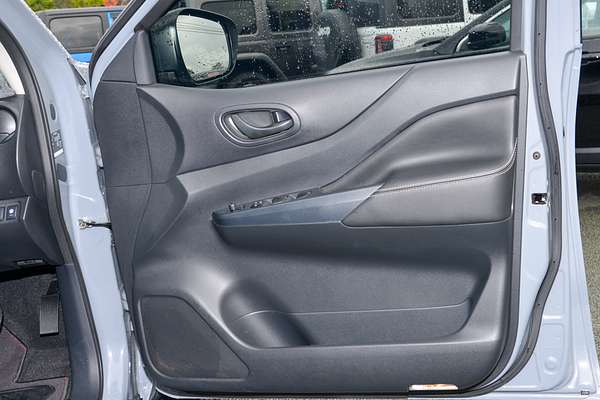 2024 Nissan Navara PRO-4X Warrior D23 4X4 thumb-15