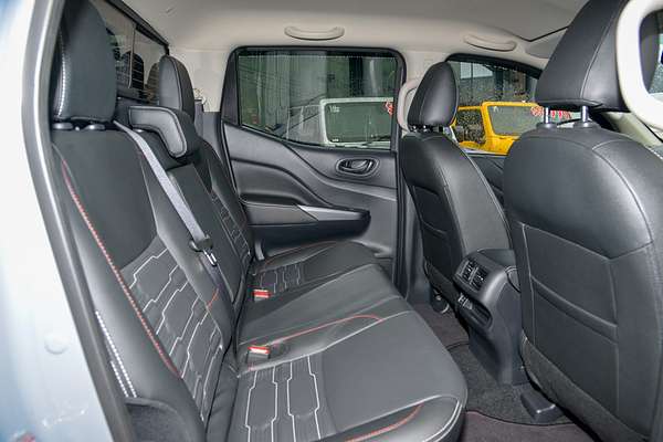 2024 Nissan Navara PRO-4X Warrior D23 4X4 thumb-8