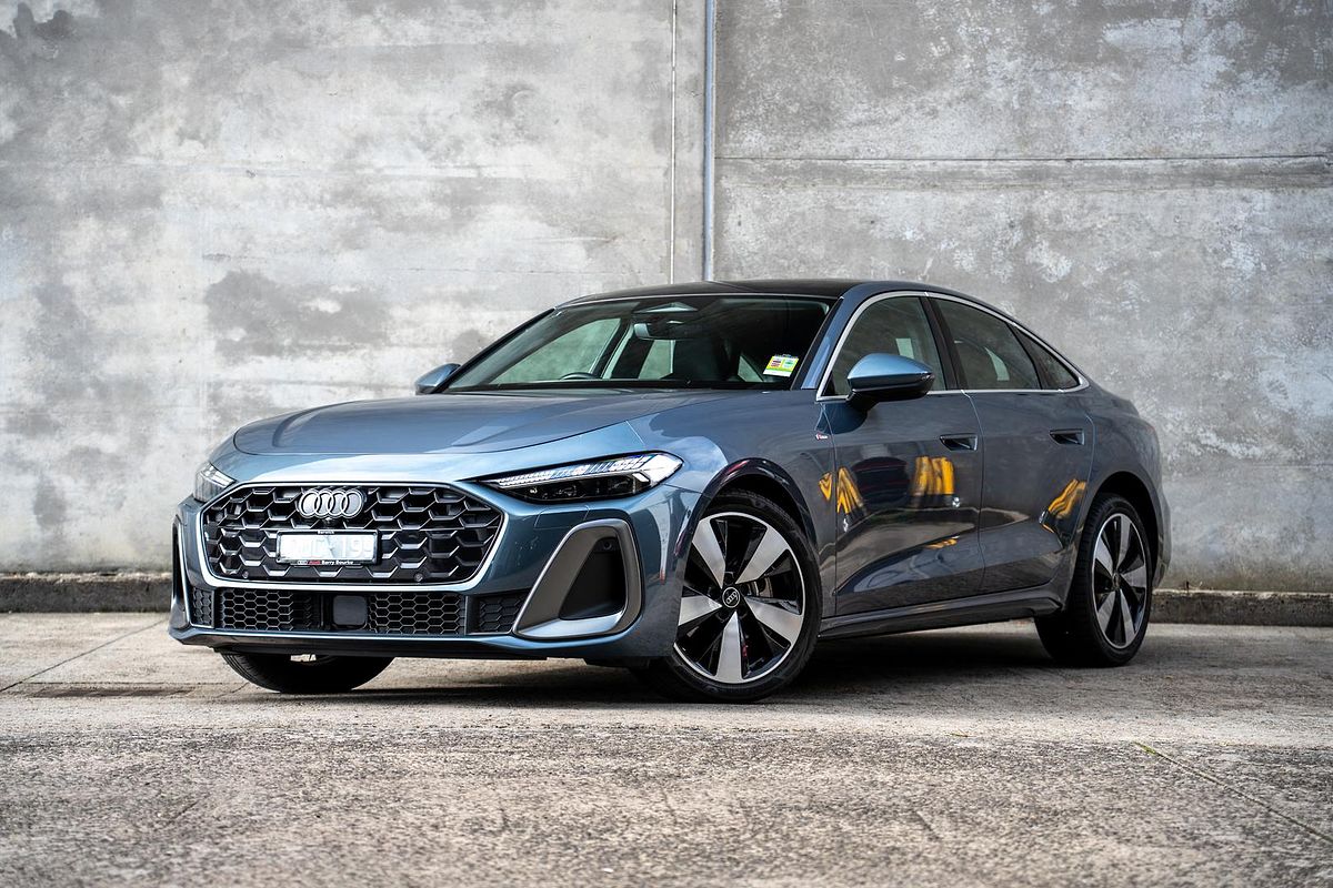 2025 Audi A5 TFSI 150kW S line B10