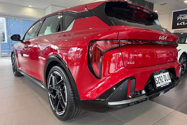 2026 Kia K4 GT-Line CL4m thumb-3