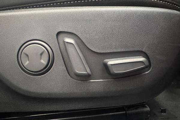 2026 Kia K4 GT-Line CL4m thumb-12