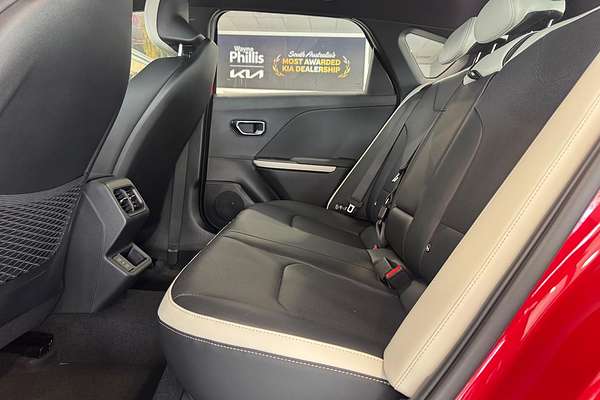 2026 Kia K4 GT-Line CL4m thumb-17