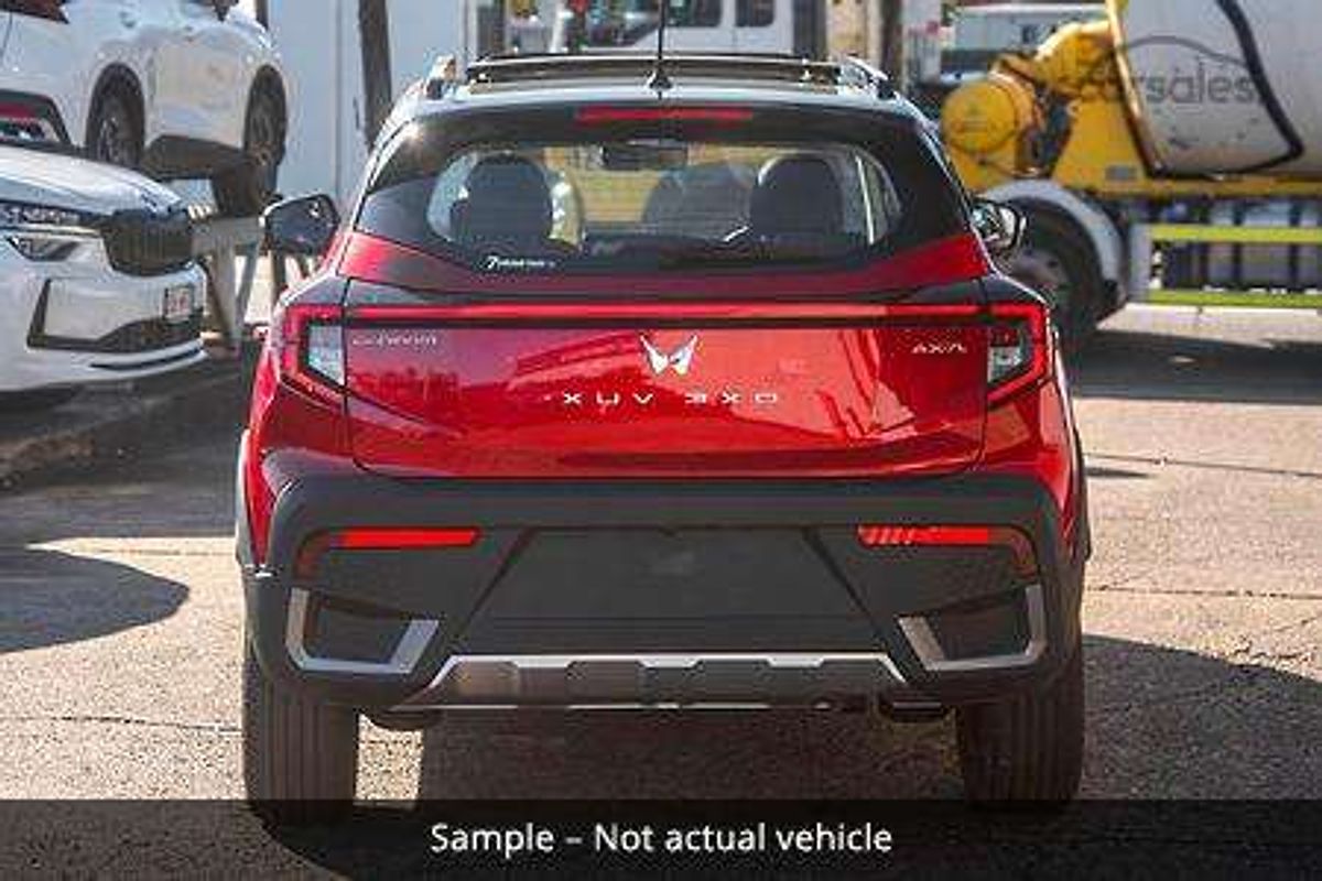 2025 Mahindra XUV3XO AX7L