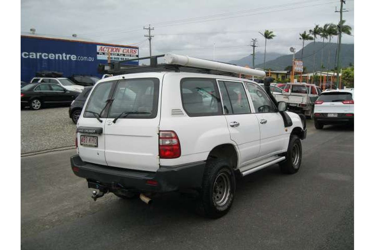 2004 Toyota Landcruiser Standard HZJ105R