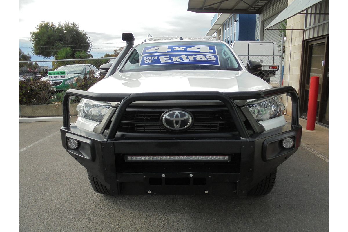 2020 Toyota Hilux SR GUN126R 4X4